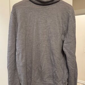 Banana Republic Light Gray XL V-Neck 100% Merino Wool Sweater